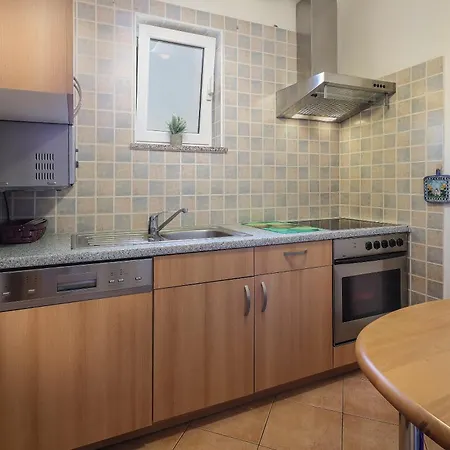 Apartment Alma Vrh (Krk)