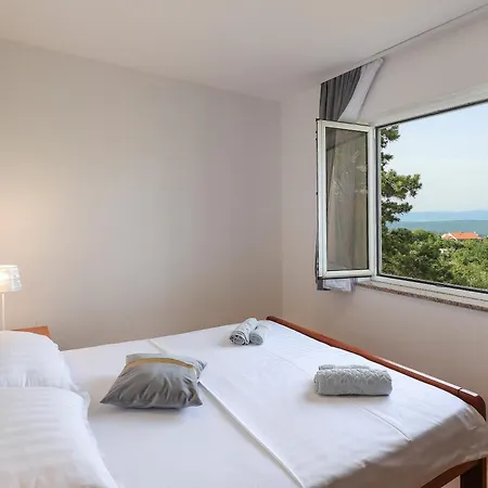 Alma Apartment Vrh (Krk)